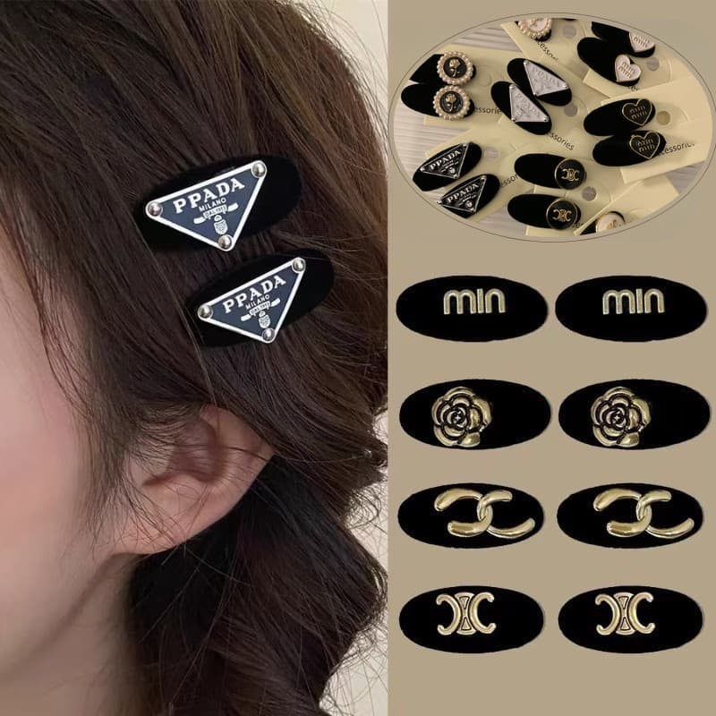 2PCS กิ๊บติดผมกํามะหยี่ฝรั่งเศส- กิ๊บติดผมตัวอักษรสีดําชุดสําหรับผู้หญิง,เครื่องประดับผมหรูหราวินเทจ,กิ๊บติดผมสไตล์ Ins สําหรับทุกวันและงานปาร์ตี้ - รูปที่ 1