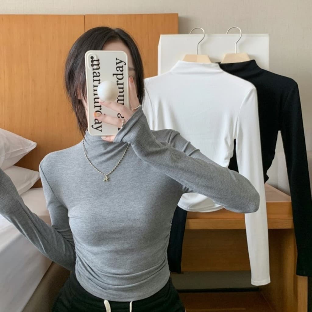 ?ราคาถูกที่สุด?เสื้อคอสูงแขนยาว เอวย่น 3 สี ผ้าร่องยืด - รูปที่ 1