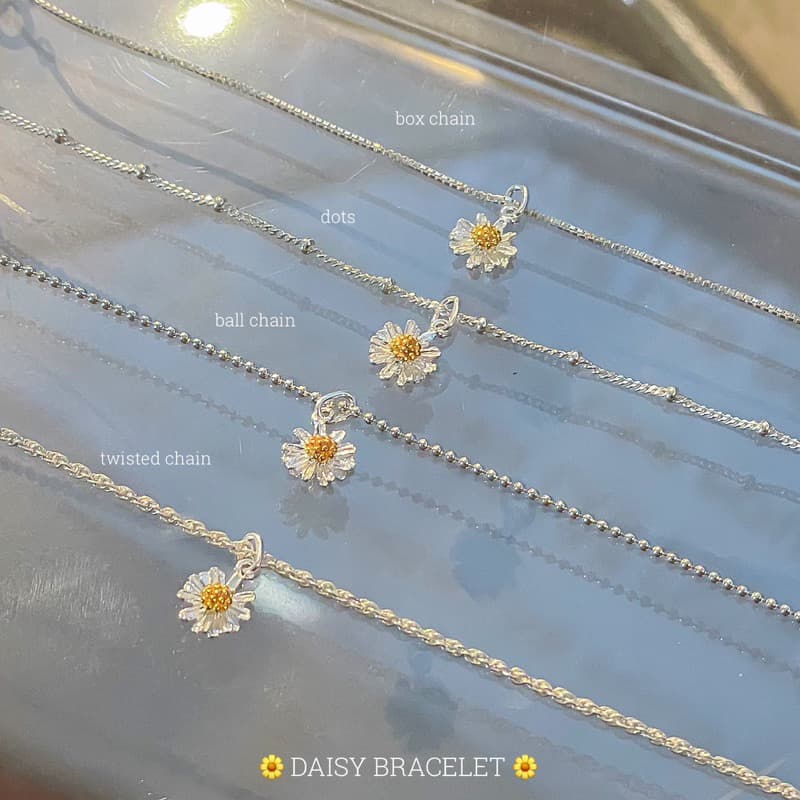 SissyJewlelry // สร้อยข้อมือเงินแท้ จี้ daisy ?Free gift box? - รูปที่ 1