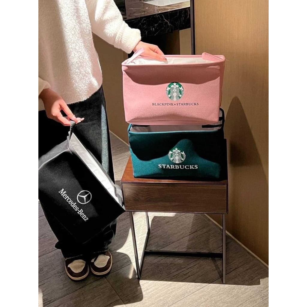 [พร้อมส่ง] ตะกร้าอเนกประสงค์ แบรนด์ดัง สวยหรูดูดี น่าใช้  ใส่เสื้อผ้า ใส่ของใช้จุกจิกได้หมด ขนาด 25x35x20 cm. (20 L) - รูปที่ 1
