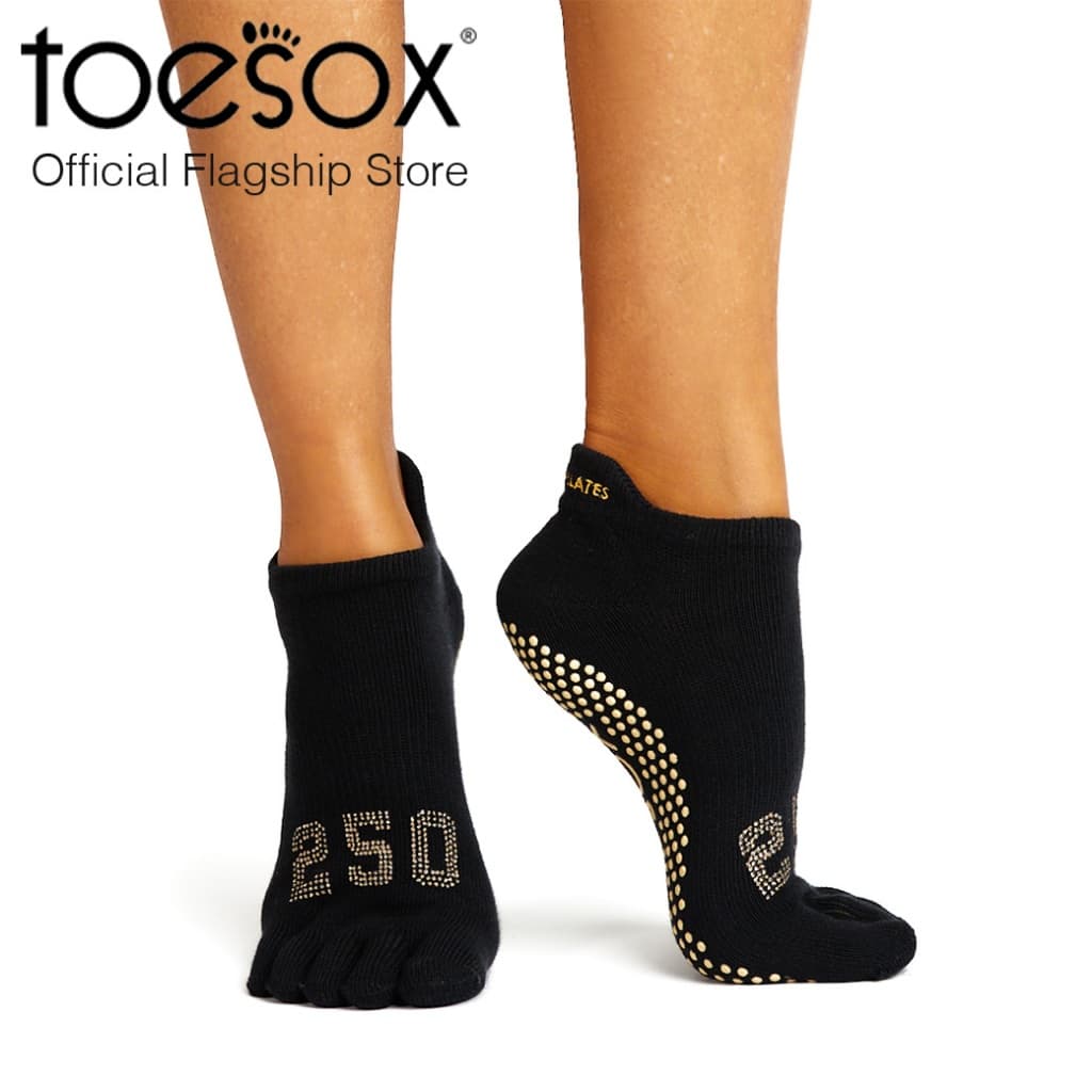 ToeSox Grip Full Toe Low Rise Gold250 ถุงเท้ากันลื่นแยกนิ้ว ปิดนิ้วเท้า - รูปที่ 1
