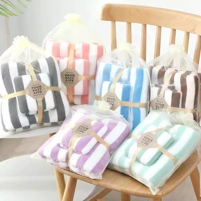 ผ้าขนหนูเซ็ต 2ชิ้น ราคาส่ง 10/20/30ผืน คละสีคละเเบบ (ผ้าเช็ดตัว+ผ้าเช็ดผม) ผ้าเช็ดตัว ดูดซับน้ำ  70x120cm.35x75CM - รูปที่ 1