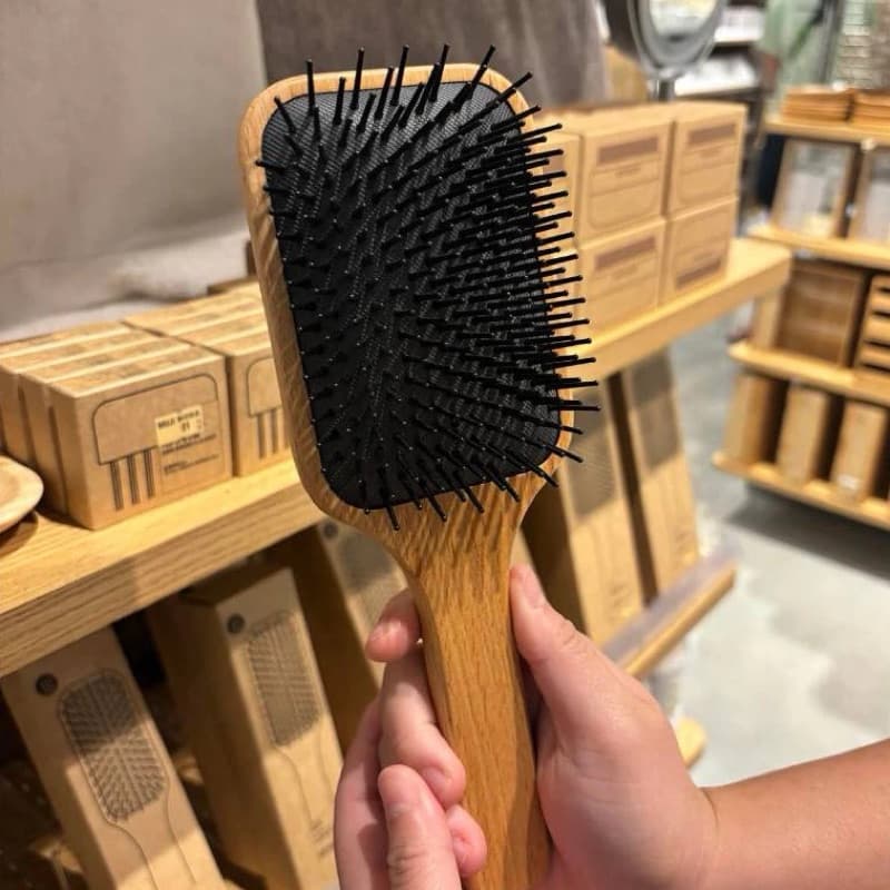 MUJI มูจิ ?? หวี หวีไม้ แปรงหวีผม Hair Brush สัมผัสลื่น จับสบายมือ หวีผมได้สลวยมาก - รูปที่ 1