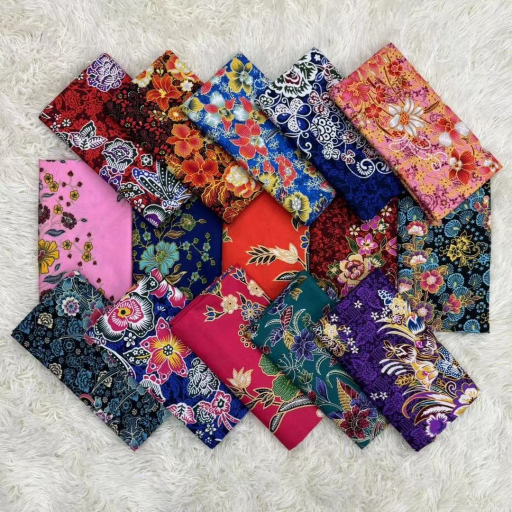 ผ้าถุง คละลาย 10 ผืน สินค้าพร้อมส่ง ลายสวยๆๆ - รูปที่ 1