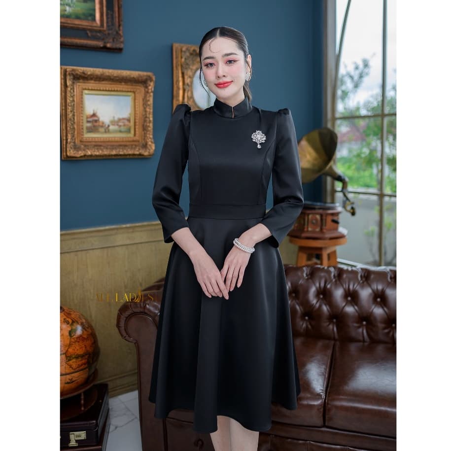 All Ladies เดรสจิตรลดาแขนยาว - รูปที่ 1